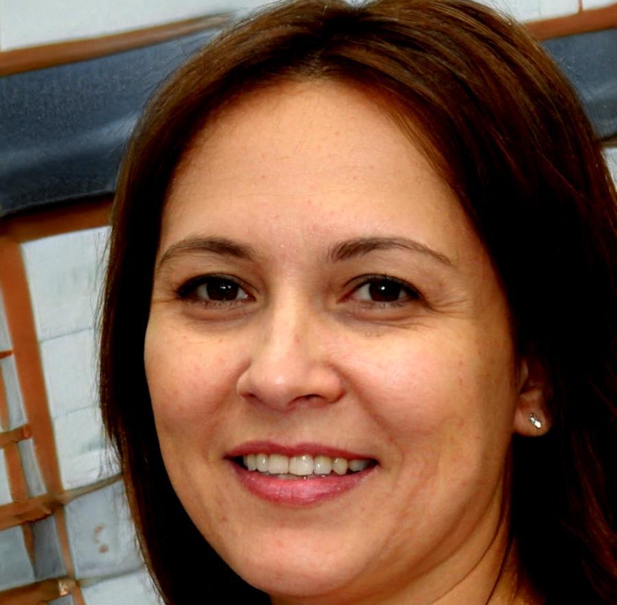 Klara Hoffmeister, Creative Director